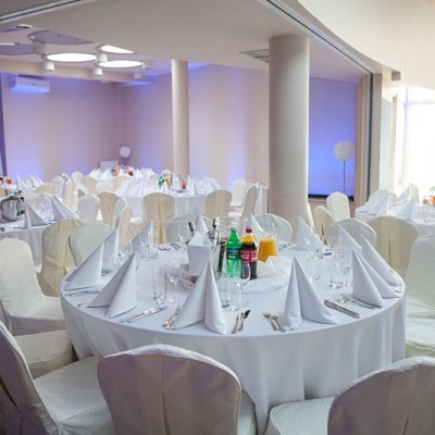 Konferenz- & Banketttisch klappbar RUND, Durchmesser 140x76 cm (DxH)