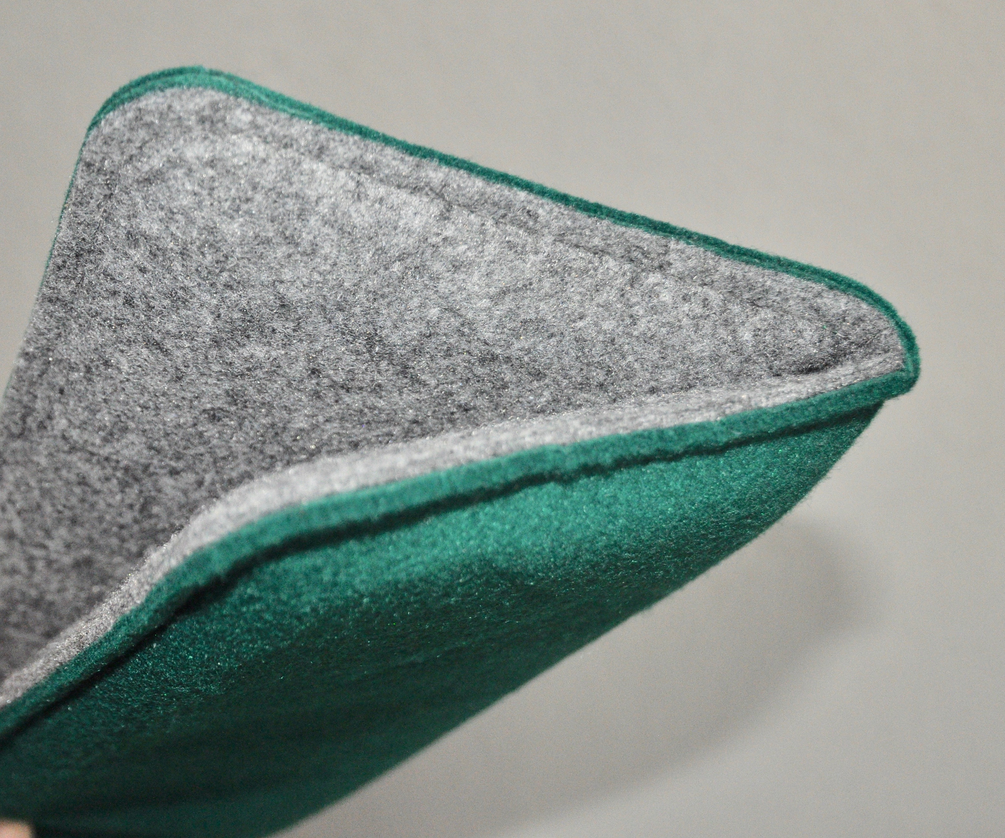 Filz Klapp Kissen 32 x 32cm 28mm dick