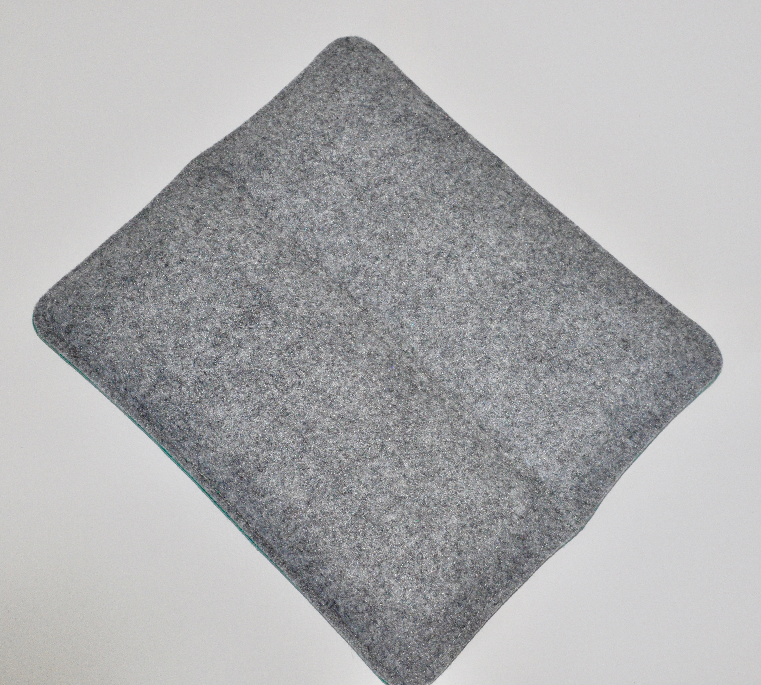 Filz Klapp Kissen 32 x 32cm 28mm dick